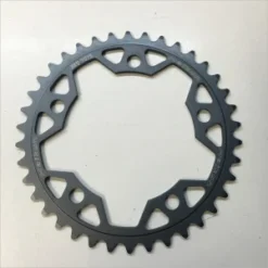 Plateau/Couronne Bmx MAIKUN Cnc 104mm 4B 41/42/43/44/45T Gris/Noir