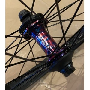 Roue Avant Bmx Custom KINK ATLAS 2 + STRANGER BALLAST Tie Dye 20" Street Park 4 Roue Avant Bmx Custom KINK ATLAS 2 + STRANGER BALLAST Tie Dye 20" Street Park – Image 4